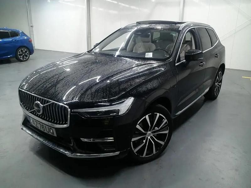 Preto Usado 2023 Volvo XC60 Plus SUV | € 46.990 (Preço justo) - Imagem 1/4