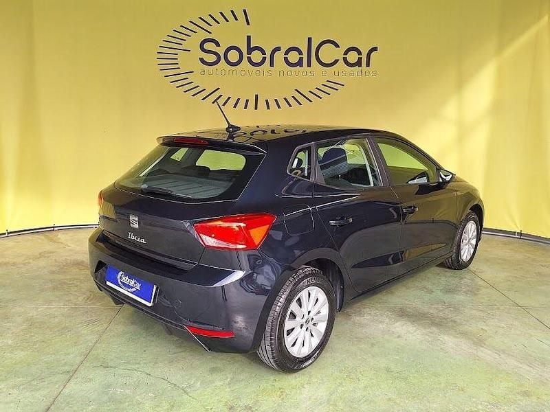 Usado Seat Ibiza Style 95 HP (69 kW) 2022 Azul