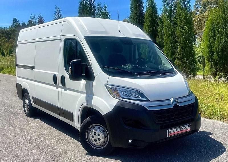 Usado Citroën Jumper 140 HP (102 kW) 2020 Branco Monovolume