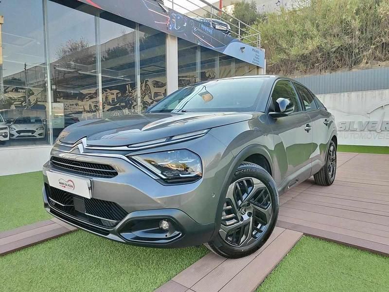 Usado Citroën C4 Feel 131 HP (96 kW) 2022 Cinza SUV
