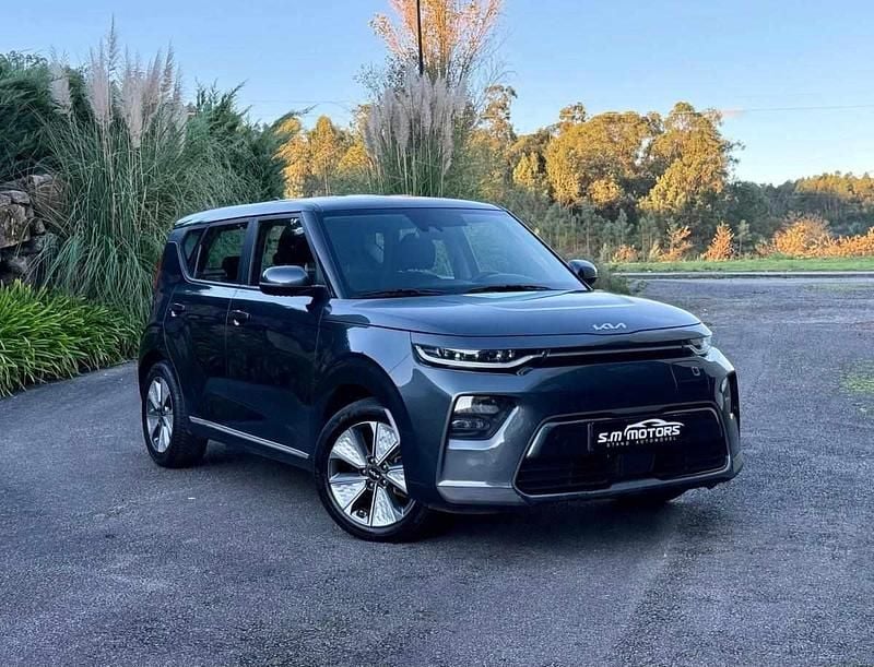 Usado Kia Soul EV 150 kW (204 HP) 2022 Cinza SUV