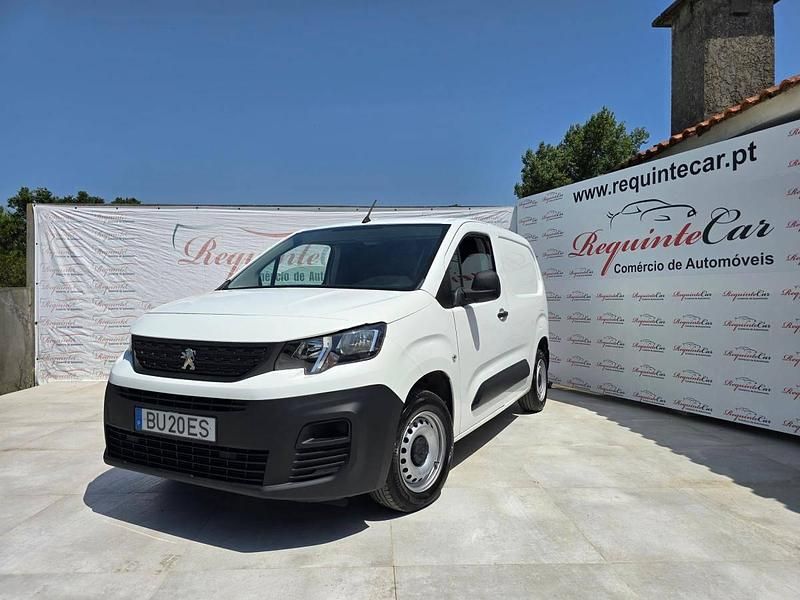 Branco Usado 2019 Peugeot Partner Van | € 11.990 (Preço justo) - Imagem 1/4