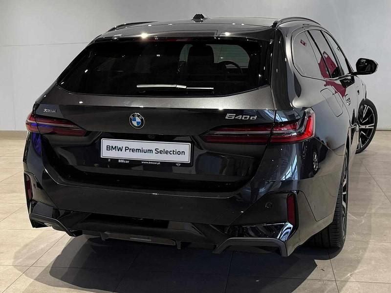 Usado BMW 530 286 HP (210 kW) 2025 Cinzento Carrinha