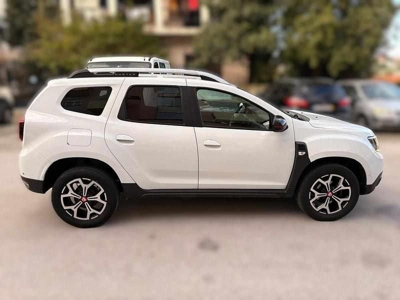 Usado Dacia Duster 150 HP (110 kW) 2019 Branco SUV