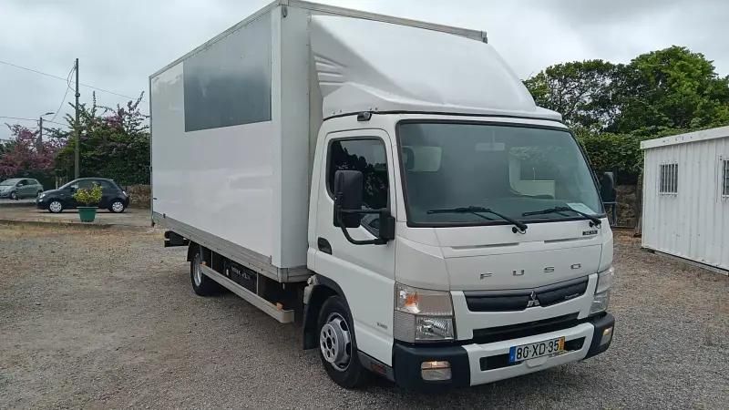 Branco Usado 2019 Mitsubishi Canter | € 28.500 (Caro) - Imagem 1/4