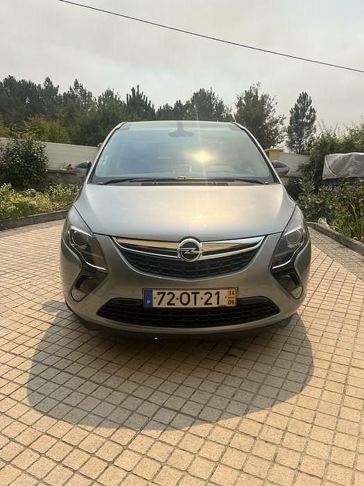 Usado 2014 Opel Zafira Monovolume | € 11.500 (Preço justo) - Imagem 1/4