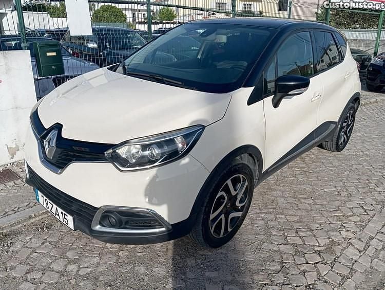 Amarelo Usado 2017 Renault Captur Experience SUV | € 11.900 (Bom preço) - Imagem 1/1