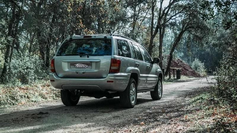 Usado Jeep Grand Cherokee 163 HP (119 kW) 2003 Cinzento SUV