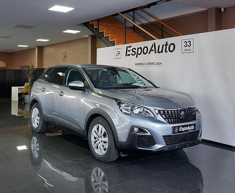 Usado Peugeot 3008 Active 130 HP (95 kW) 2020 Cinza SUV
