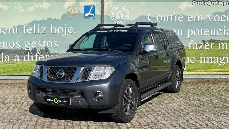 Cinza Usado 2012 Nissan Navara Pickup | € 29.500 - Imagem 1/1