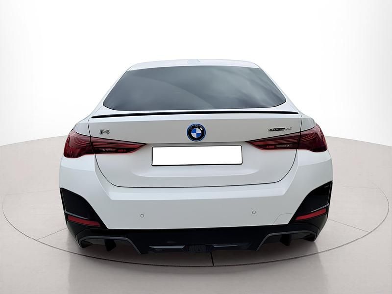 Usado BMW i4 Comfort Edition 250 kW (340 HP) 2025 Sedan