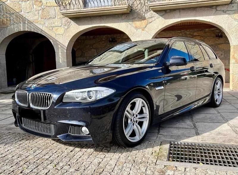Azul Usado 2012 BMW 525 Carrinha | € 22.900 - Imagem 1/4
