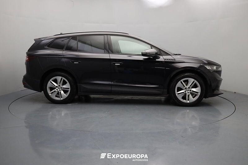 Usado Skoda Enyaq iV 132 kW (180 HP) 2021 Preto SUV