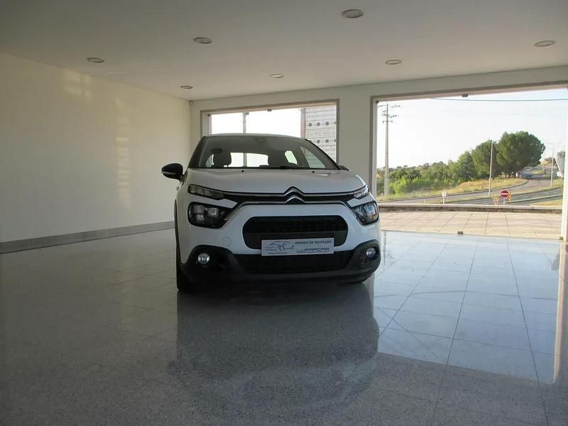 Branco Usado 2020 Citroën C3 Feel Citadino | € 12.000 (Preço justo) - Imagem 1/4