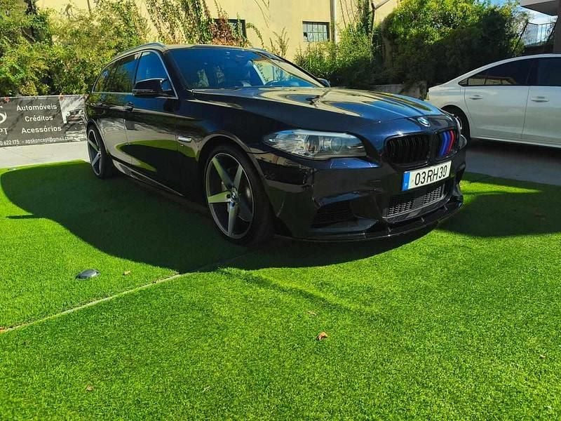 Usado BMW M550 381 HP (280 kW) 2015 Preto Sedan