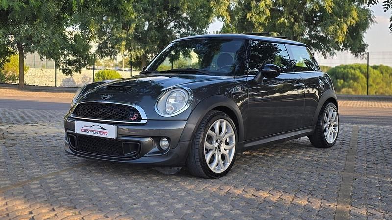 Cinza Usado 2010 Mini Cooper S Citadino | € 10.750 (Bom preço) - Imagem 1/4