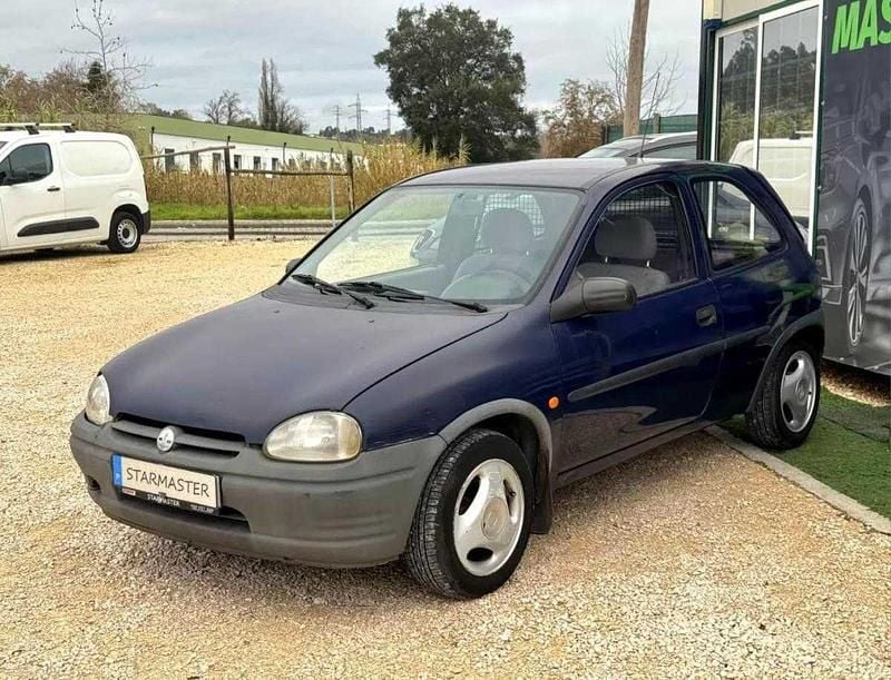 Usado Opel Corsa 60 HP (44 kW) 1998 Azul Citadino