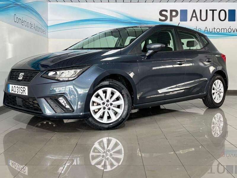 Cinza Usado 2022 Seat Ibiza Style | € 16.990 (Preço justo) - Imagem 1/4