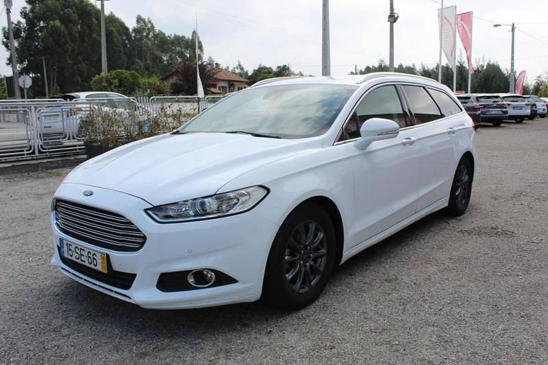 Usado Ford Mondeo 120 HP (88 kW) 2016 Branco Carrinha