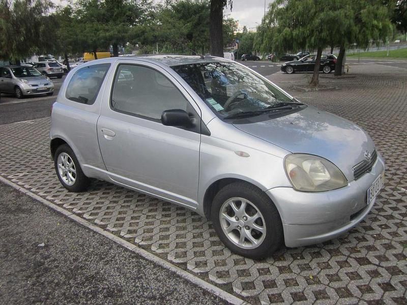 Usado 2002 Toyota Yaris | € 2.450 (Bom preço) - Imagem 1/4