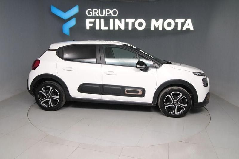 Branco Usado 2023 Citroën C3 Citadino | € 18.790 (Caro) - Imagem 1/4