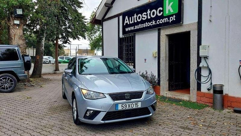 Cinza Usado 2019 Seat Ibiza Style | € 13.800 (Preço elevado) - Imagem 1/4