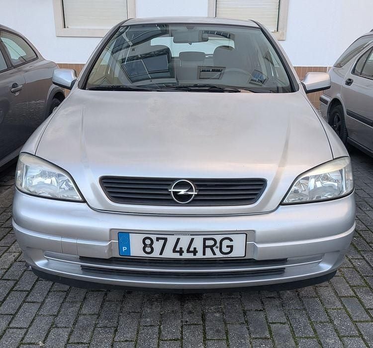 Usado 2001 Opel Astra Club Sedan | € 1.750 (Preço justo) - Imagem 1/4