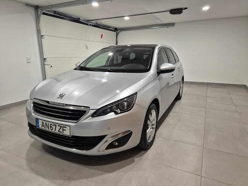 Cinzento Usado 2017 Peugeot 308 Carrinha | € 11.500 (Preço justo) - Imagem 1/4