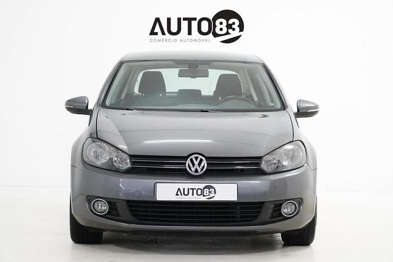 Usado VW Golf VII 105 HP (77 kW) 2012 Cinzento