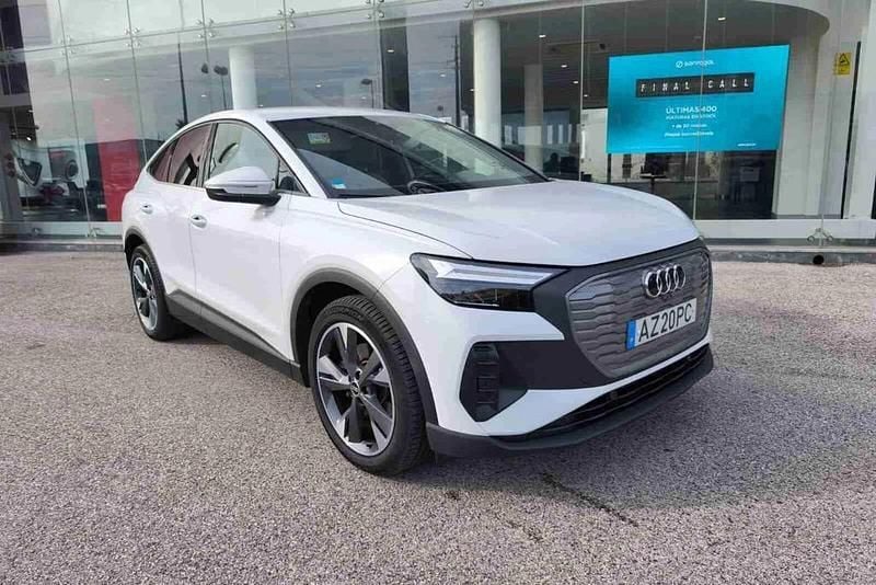 Branco Usado 2023 Audi Q4 e-tron Comfort SUV | € 28.990 (Bom preço) - Imagem 1/4