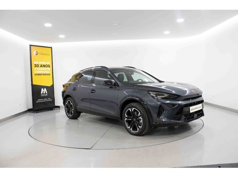 Cinzento Novo 2025 Cupra Formentor SUV | € 45.080 (Caro) - Imagem 1/4