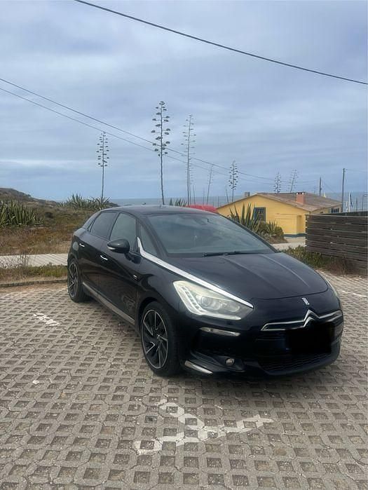 Usado 2013 Citroën DS5 Sport Chic Citadino | € 12.250 (Preço elevado) - Imagem 1/4