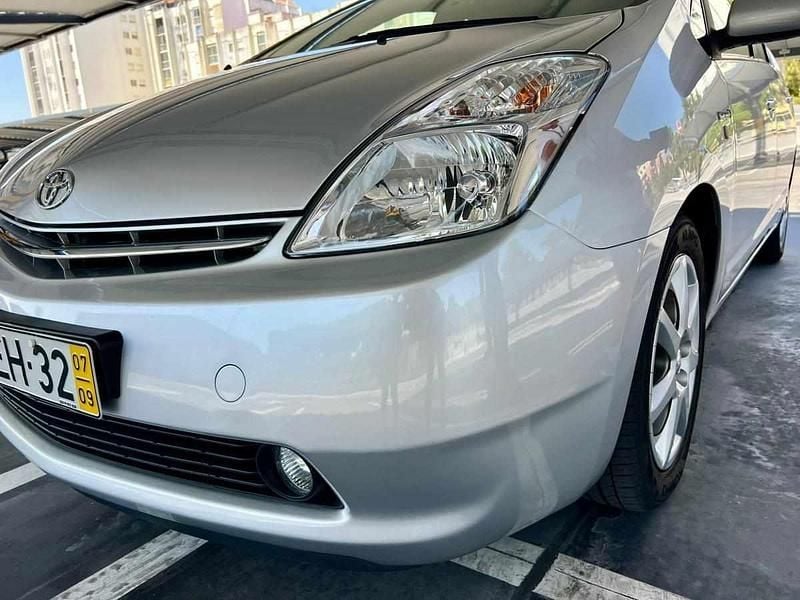 Usado Toyota Prius 111 HP (81 kW) 2007 Cinzento Citadino