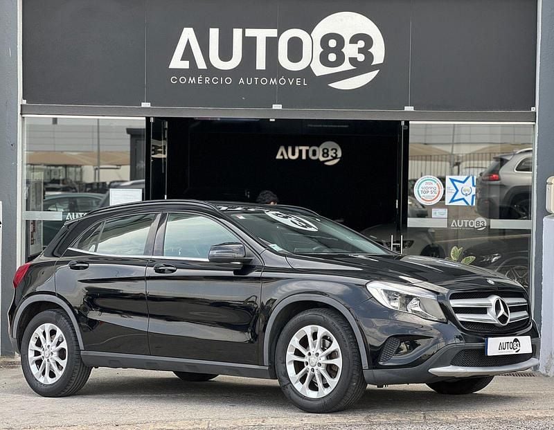 Preto Usado 2017 Mercedes GLA180 Style SUV | € 19.990 (Super Preço) - Imagem 1/1