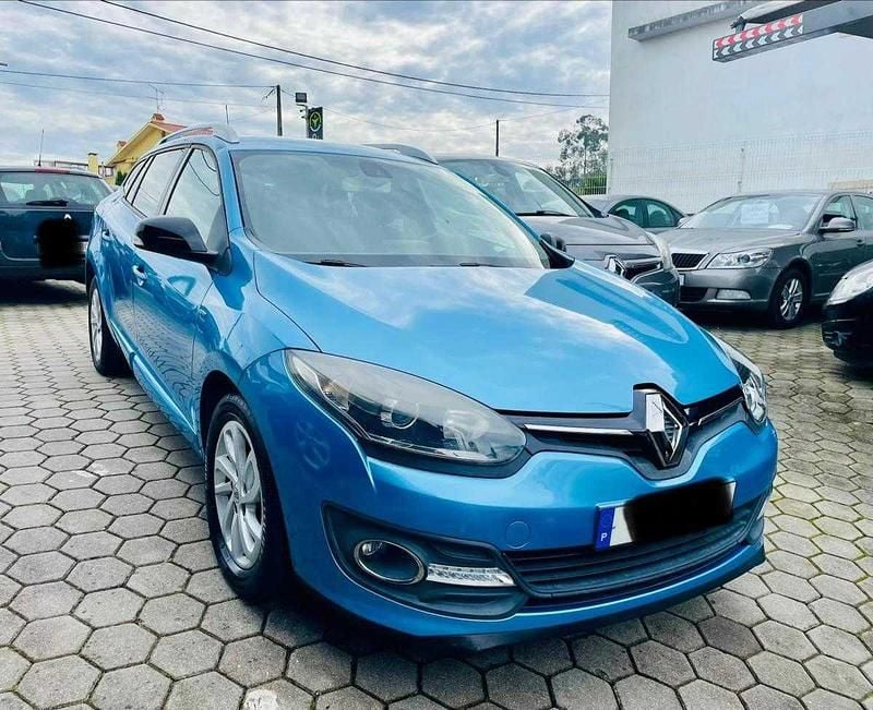 Usado Renault Mégane III 110 HP (80 kW) 2015 Azul Carrinha