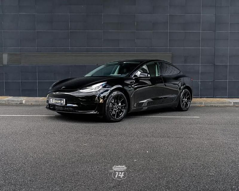 Preto Usado 2019 Tesla Model 3 Standard Range Plus Sedan | € 21.990 (Preço justo) - Imagem 1/4