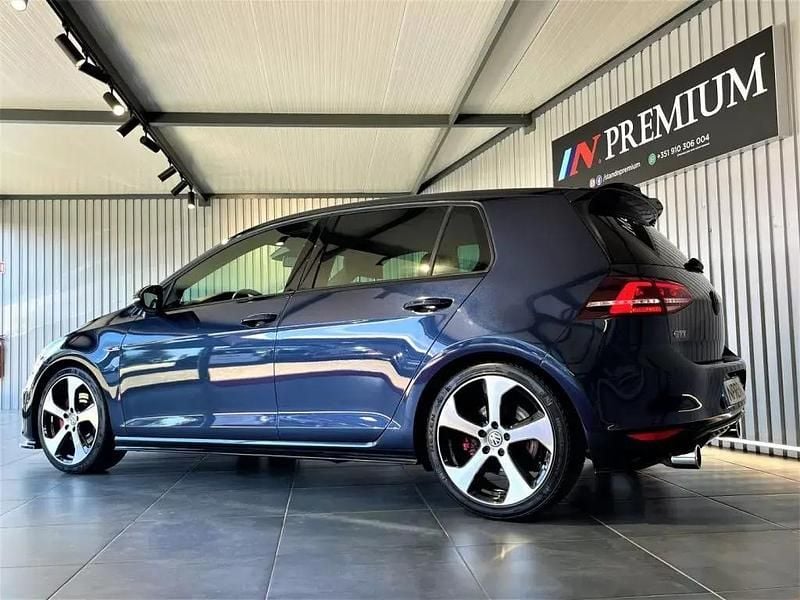 Usado VW Golf VII GTI 220 HP (161 kW) 2015 Azul Citadino
