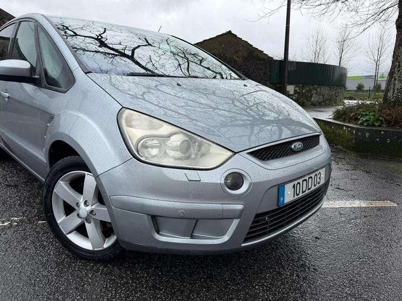 Usado Ford S-MAX S 125 HP (91 kW) 2007 Cinzento Monovolume