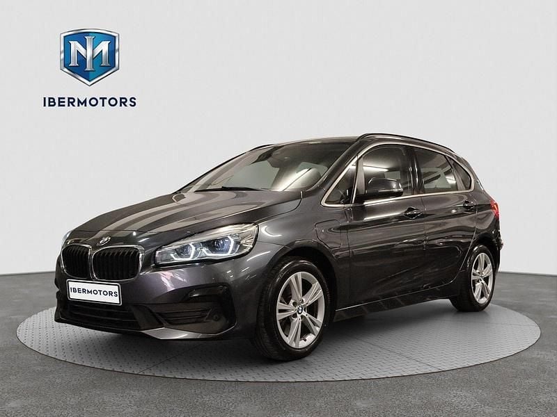 Cinza Usado 2021 BMW 225 Active Tourer Advantage Monovolume | € 20.990 - Imagem 1/4
