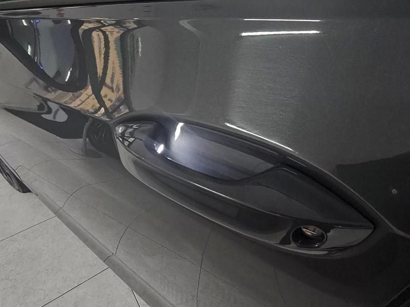 Usado VW Golf VIII Sportline 110 HP (80 kW) 2023 Cinzento Citadino