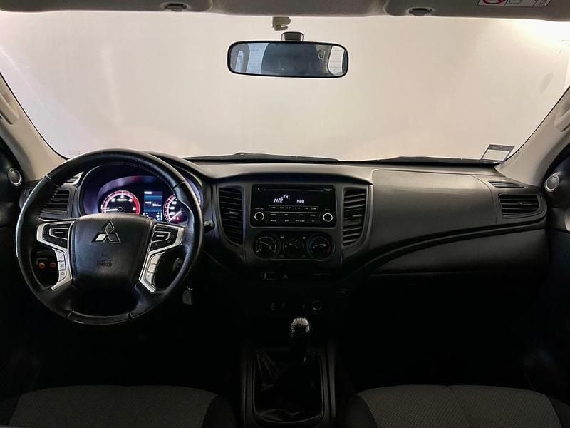 Usado Mitsubishi L200 150 HP (110 kW) 2022 Branco Pickup