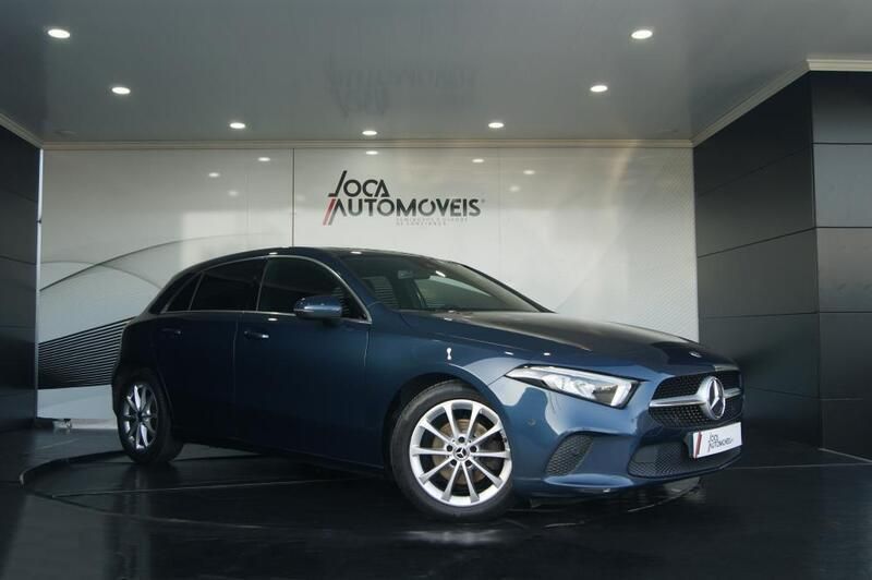 Azul Usado 2019 Mercedes A180 Progressive Citadino | € 28.950 (Preço elevado) - Imagem 1/4