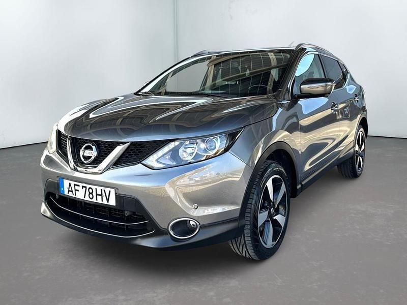 Cinzento Usado 2015 Nissan Qashqai 360º SUV | € 16.200 (Preço justo) - Imagem 1/4