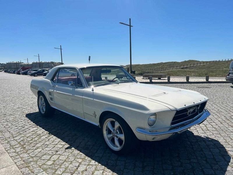 Branco Usado 1967 Ford Mustang | € 53.000 - Imagem 1/4