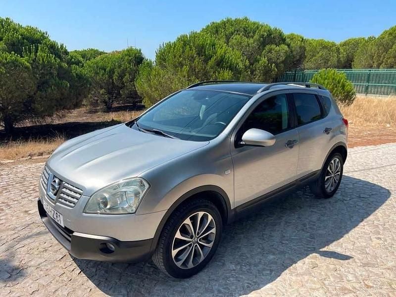 Cinzento Usado 2009 Nissan Qashqai SUV | € 11.900 (Preço justo) - Imagem 1/4