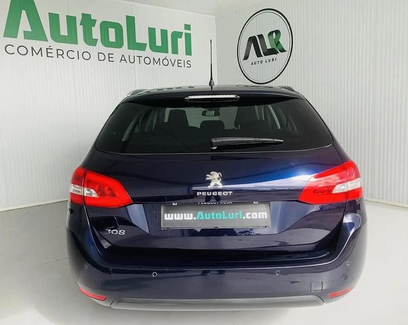 Usado Peugeot 308 SW 130 HP (95 kW) 2019 Azul Carrinha