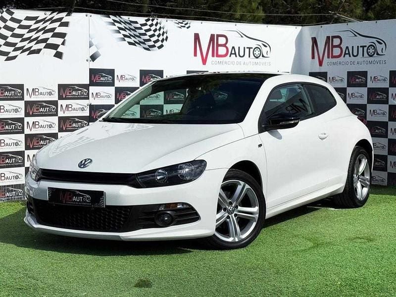 Branco Usado 2012 VW Scirocco R-line Coupé | € 18.500 (Caro) - Imagem 1/4