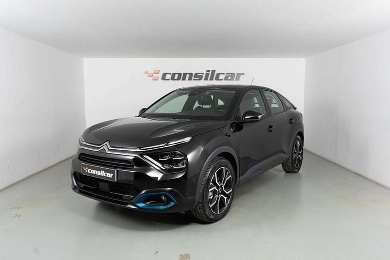Usado Citroën e-C4 Live 100 kW (136 HP) 2022 Preto Citadino