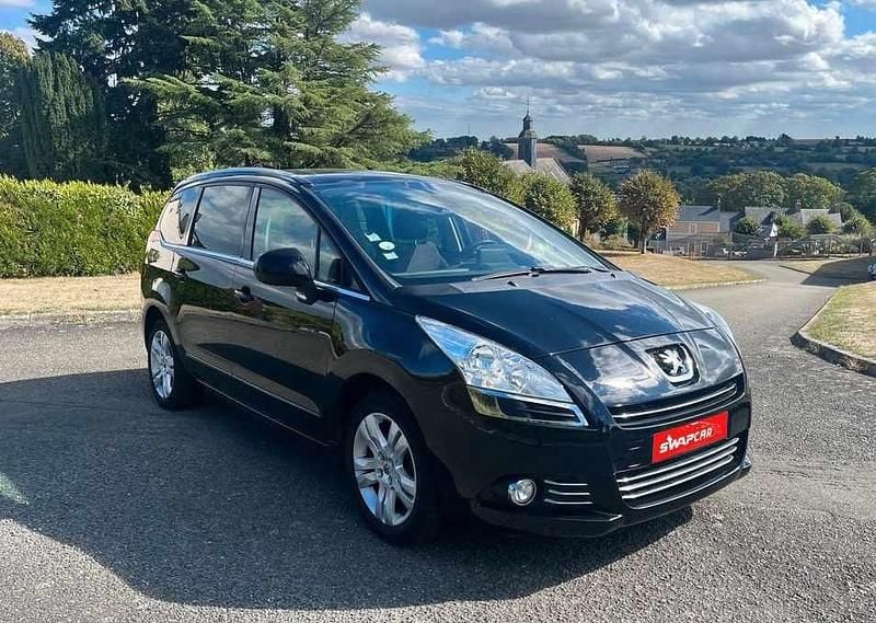 Preto Usado 2013 Peugeot 5008 Allure Monovolume | € 6.990 (Super Preço) - Imagem 1/4