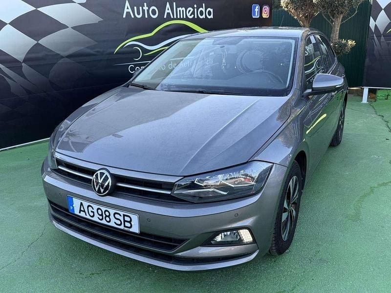 Cinzento Usado 2021 VW Polo | € 13.950 (Bom preço) - Imagem 1/4